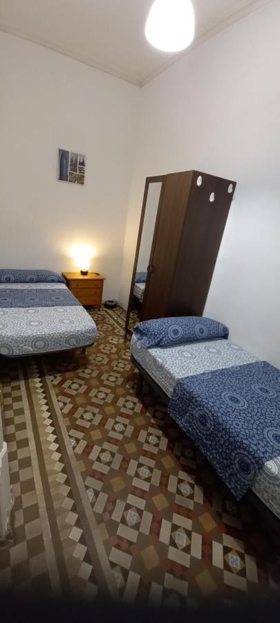 Urpi Rooms Barcelona Buitenkant foto